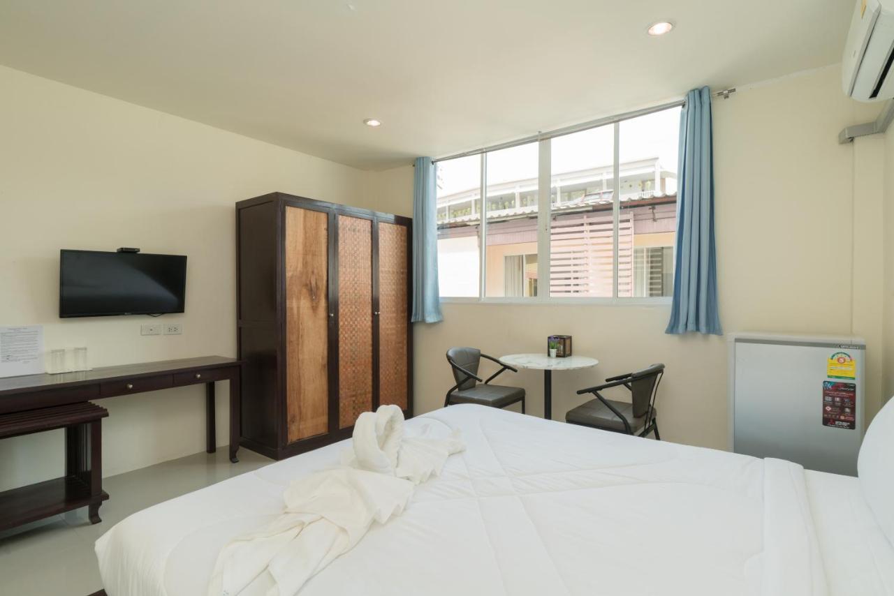 Hangover Inn Phuket Ngoại thất bức ảnh