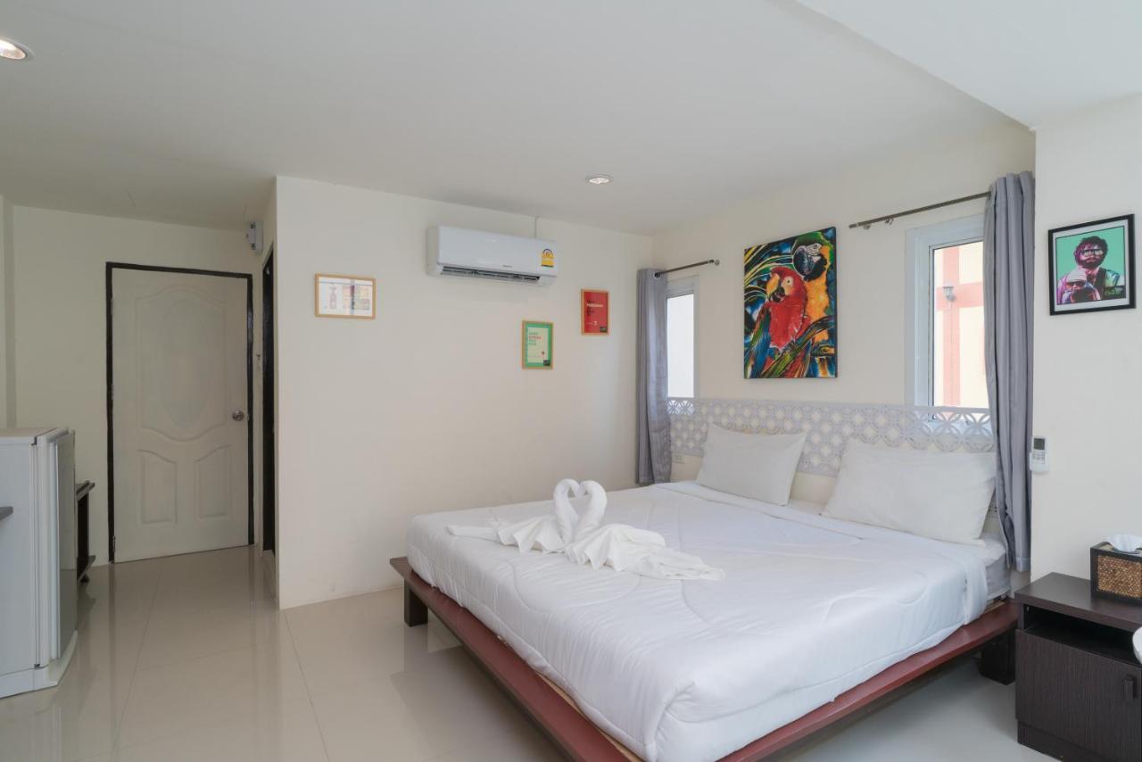 Hangover Inn Phuket Ngoại thất bức ảnh