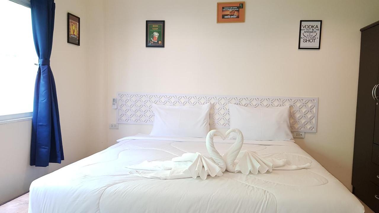 Hangover Inn Phuket Ngoại thất bức ảnh
